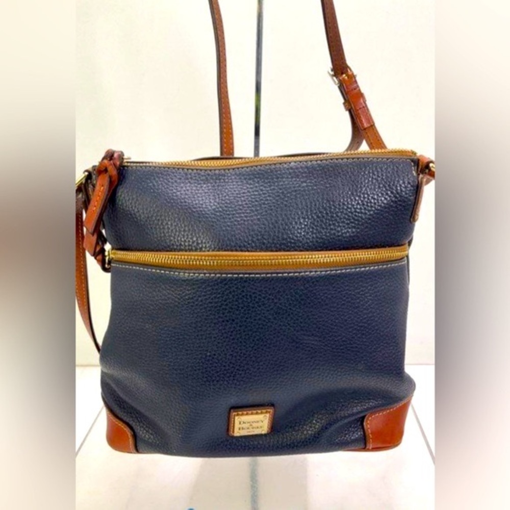 Dooney & Bourke Navy Blue 
Pebbled Leather Crossbody vintage FALL  messenger